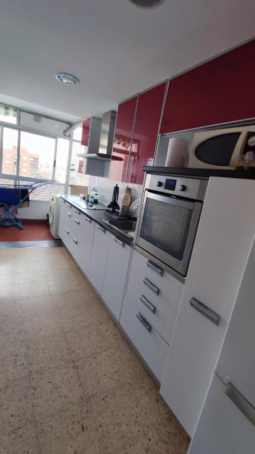 Habitaciones en alquiler en piso compartido Valencia Exterior foto